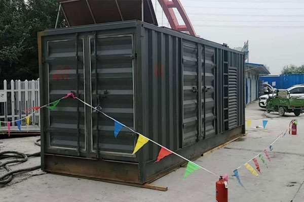 钦州发电机租赁空气滤清器多久更换一次?